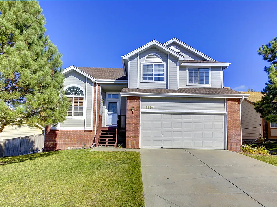 3591 Sawgrass Trl