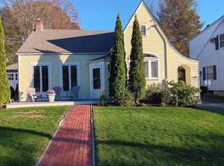 10 Hamilton Rd, Waltham, MA 02453