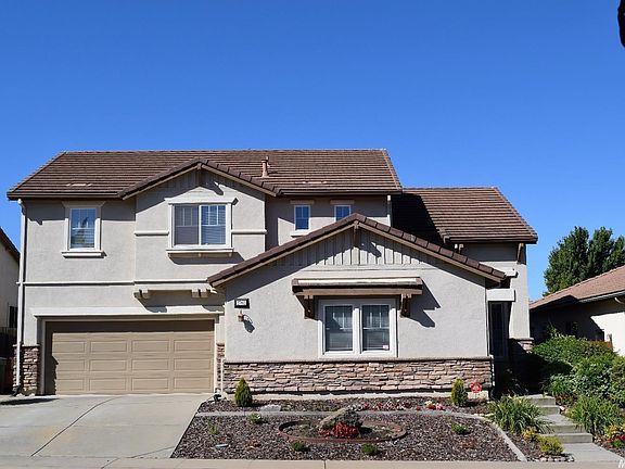 3rd image of 2762 Eastcliff Way
