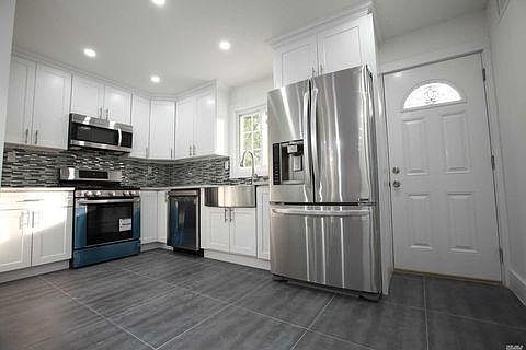2nd image of 4610 Oceania St #House