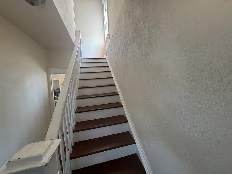 342 N Cherokee St — Photo 11