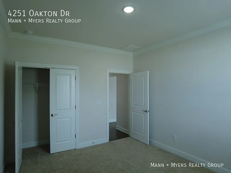 4251 Oakton Dr — Photo 18