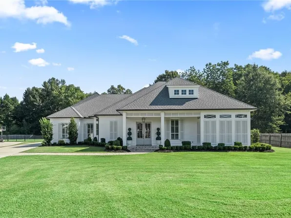 528 Tallow Tree Dr, Madisonville, LA 70447