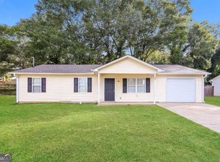 194 Graham St, Winder, GA 30680