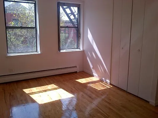 Rented by Imani Q'ryn Realty | media 2