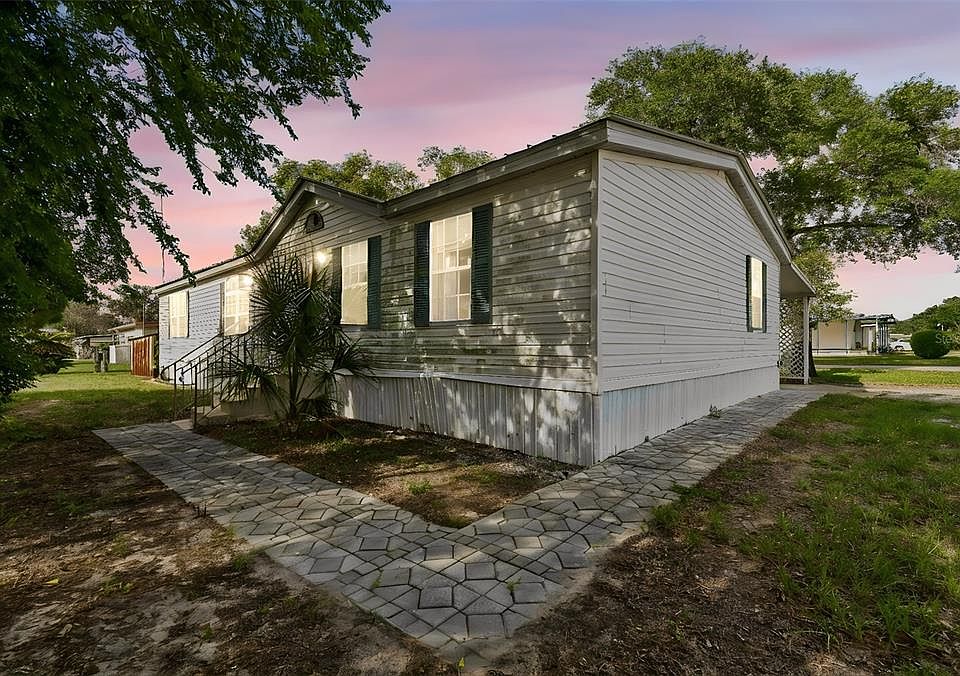 1st image of 37913 PALMETTO PALM DRIVE