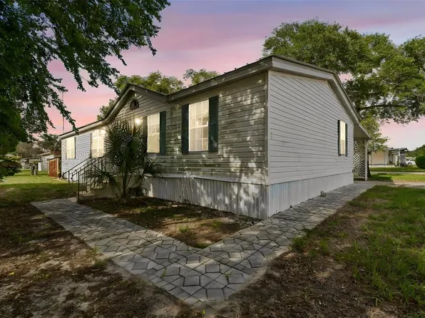 37913 Palmetto Palm Dr, Zephyrhills, FL 33542