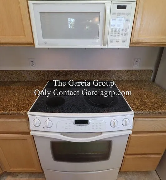 8955 SW Iowa Dr — Photo 6