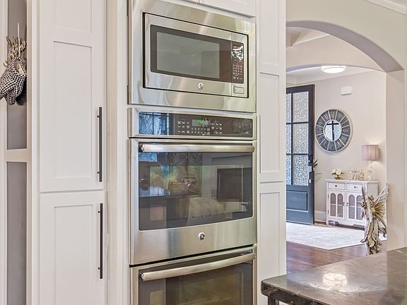 4th image of 8007 June Apple Ln