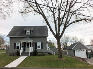 137 Hendrick St, Chicopee, MA 01020