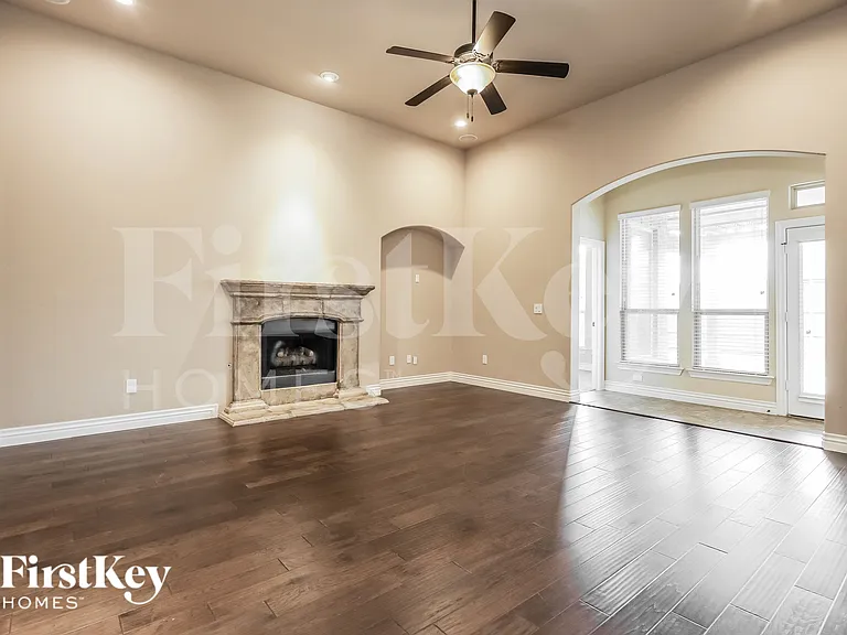 1433 Switchgrass Rd — Photo 3