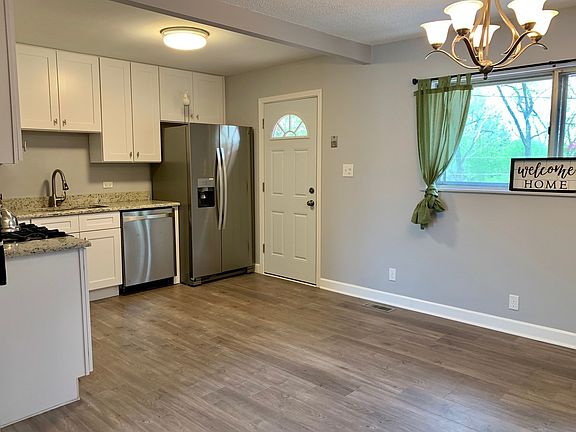 5th image of 503 Robinhood Dr