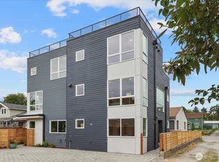 747 N 71st St, Seattle, WA 98103