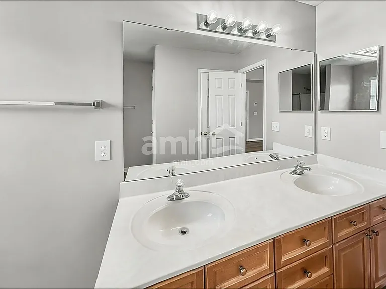 10116 Hawkeye Dr — Photo 12