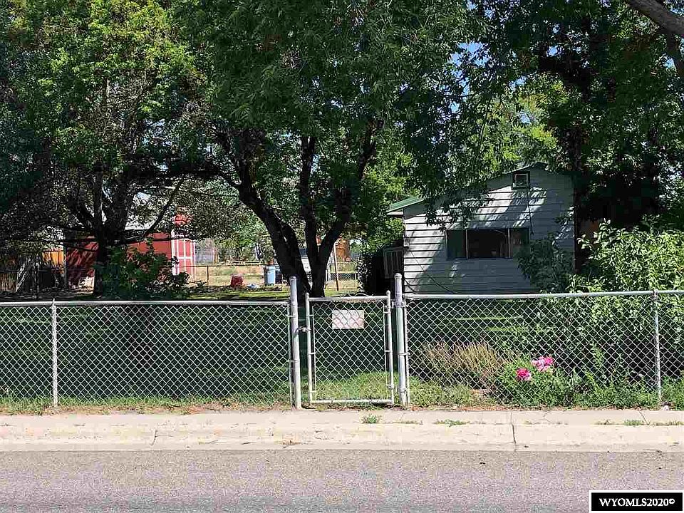1st image of 320 W Monroe Ave