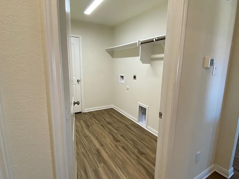 1409 Kiskadee Branch Dr — Photo 11