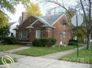 12700 Flanders St, Detroit, MI 48205