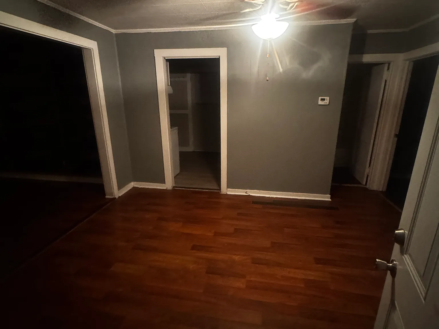 2 bed, 800 sqft, $1,350 — Photo 2