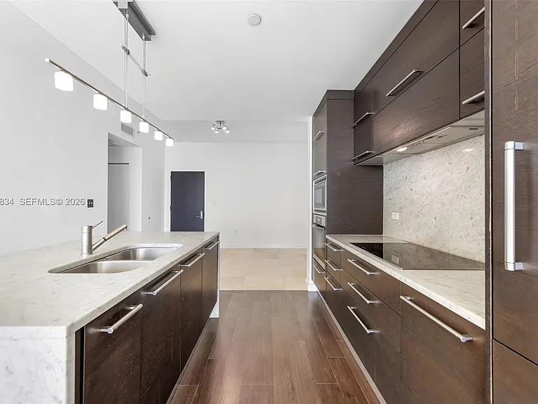 900 Biscayne Blvd #2404 — Photo 4