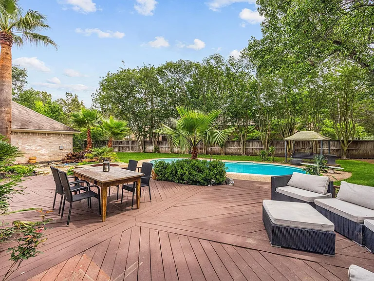 3219 Castlewind Dr — Photo 6
