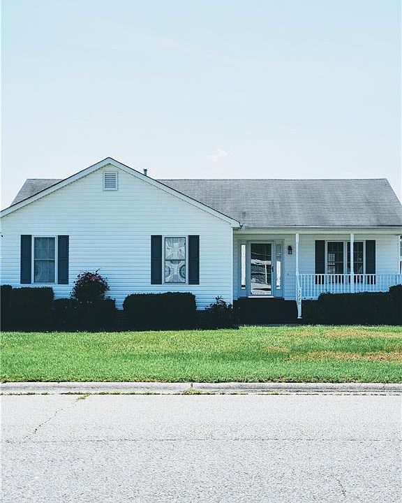 1st image of 3220 Ainsworth Ln