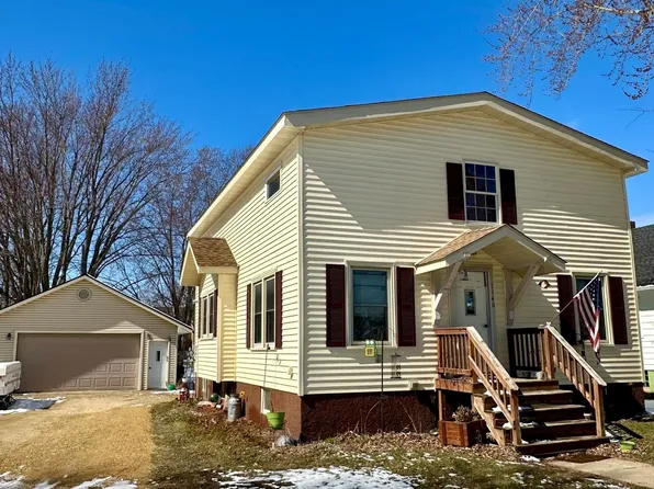 1140 10th Ave, Baldwin, WI 54002