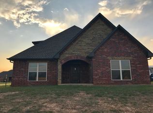 1406 Oxford Rd, Davis, OK 73030