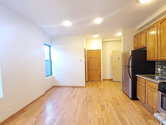2nd image of 25-16 18th St #6