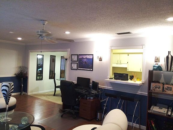 4th image of 449 NE Redrock Court