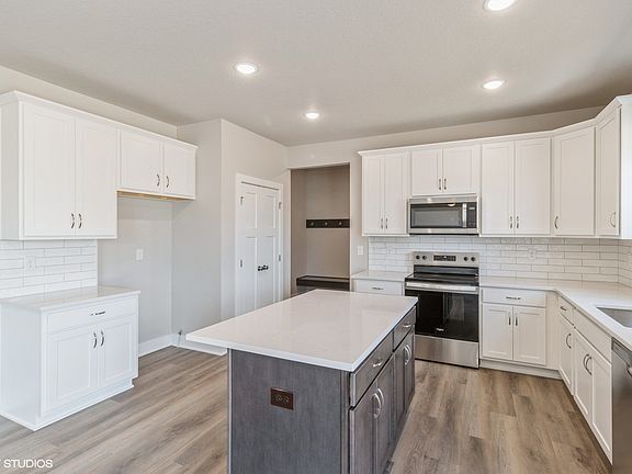 7th image of this home