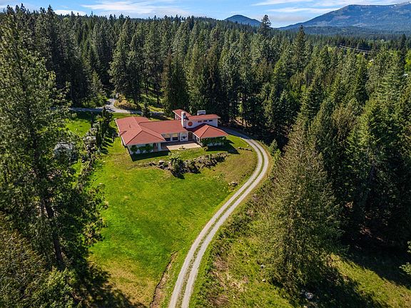 2nd image of 191 Indian Meadows Rd