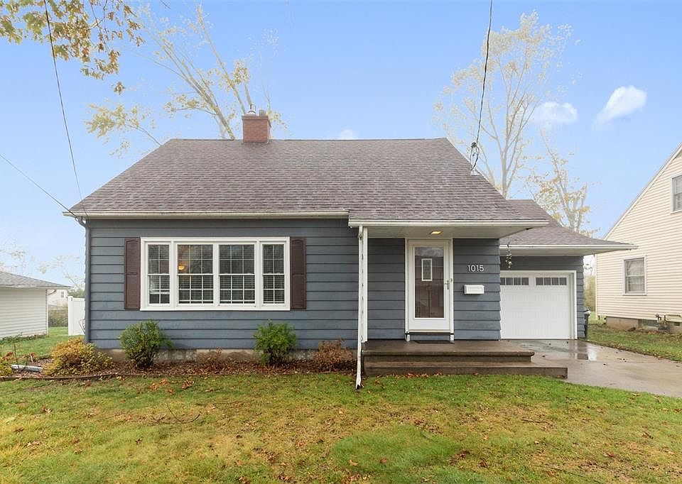 1st image of 1015 Norwood Dr SE