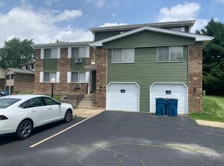 8174 Durbin Ter #B, Crown Pt, IN 46307