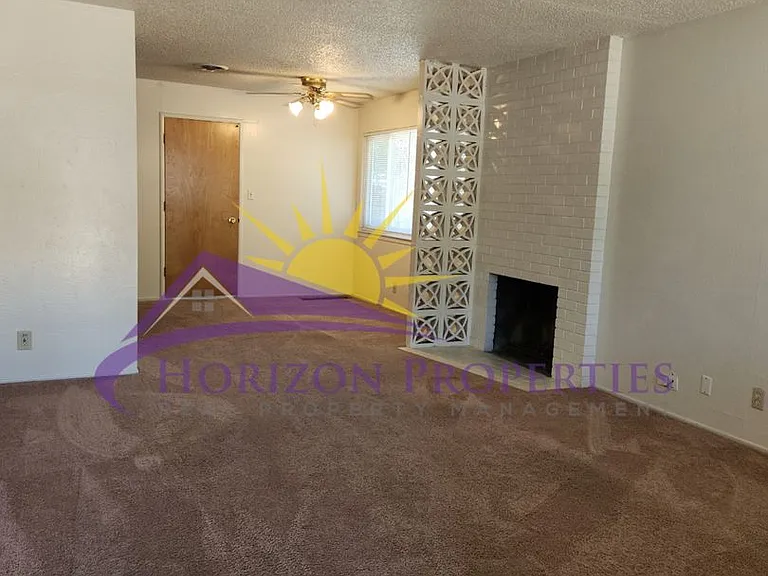 1430-1432 Topaz Way — Photo 3