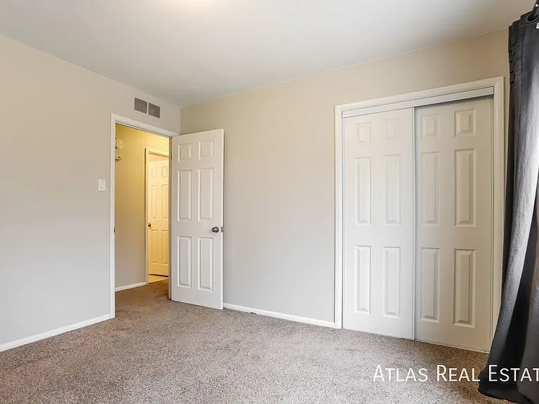 2920 S Glencoe St — Photo 9