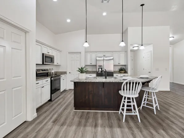 3956 Rachel Dr, Santa Clara, UT 84765