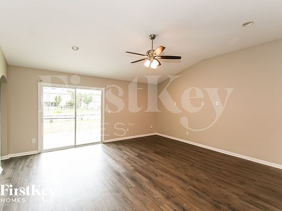 3rd image of 9720 Woodstone Mill Dr