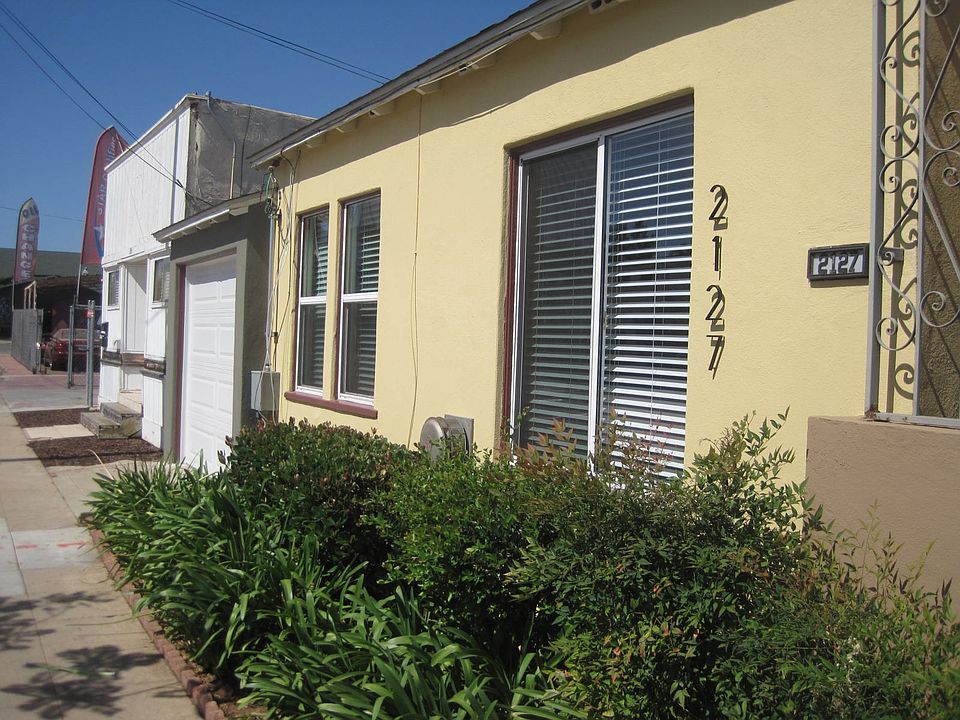 1st image of 2127 30th St