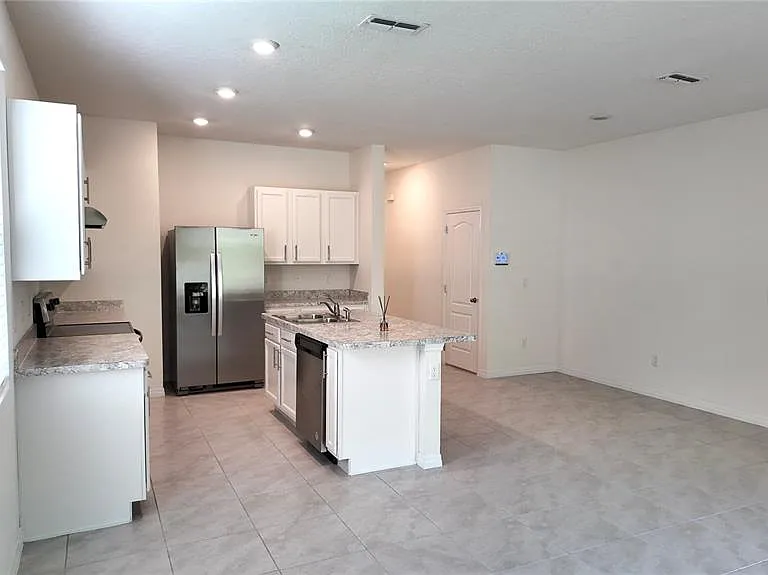 1241 Yellow Finch Dr — Photo 7
