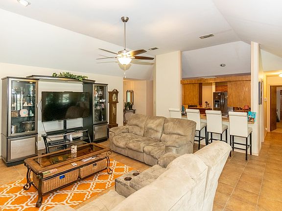 5th image of 1412 Alta Vista Ave