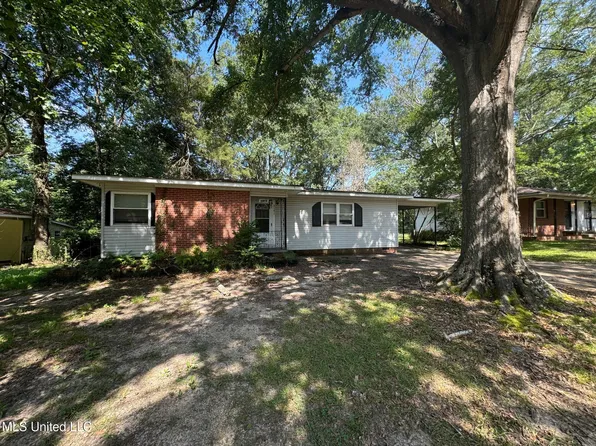 3141 Oak Forest Dr, Jackson, MS 39212
