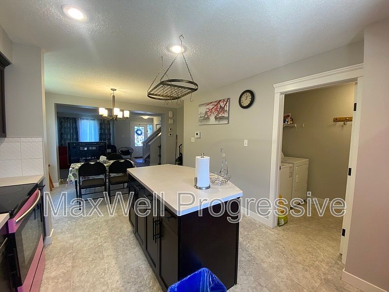 Edmonton Townhouse for rent - 3 Bedrooms — photo 12