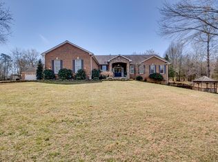 110 Crown Manor Dr, Stafford, VA 22556
