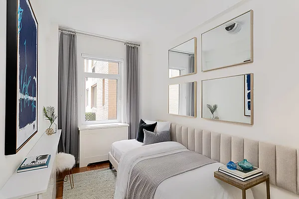 Sold by Compass | media 20