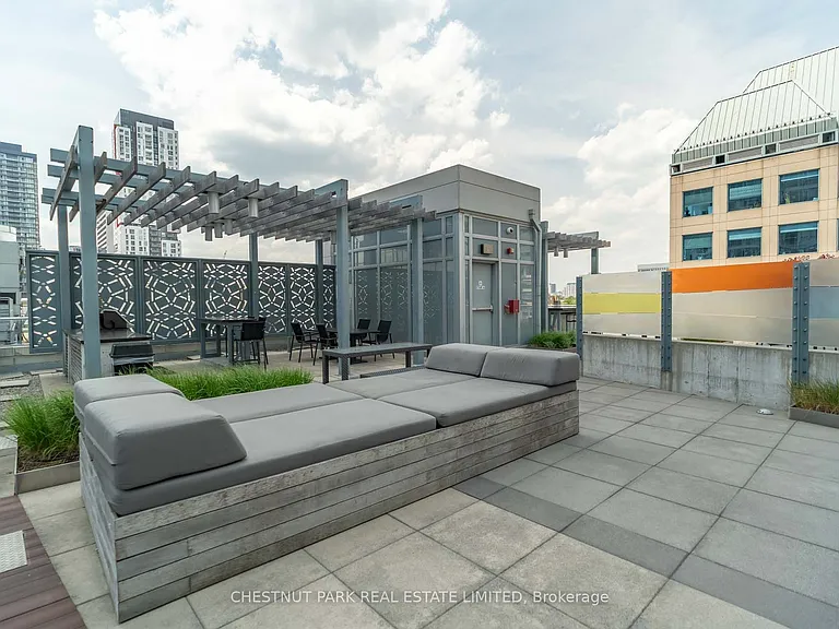 199 Richmond St W #711 — Photo 36