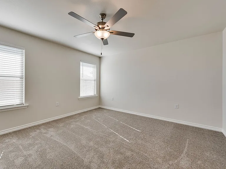 1325 Hogback Way — Photo 17