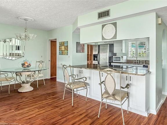 4th image of 6750 Us Highway 27 N APT Q3