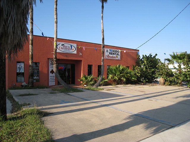 1st image of 313 E Queen Isabella Blvd