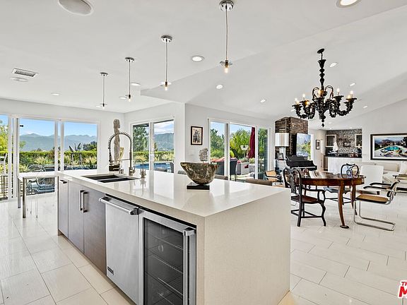 2nd image of 10943 Wrightwood Ln