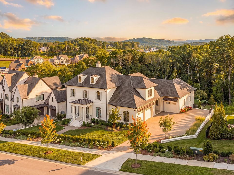 1st image of 8073 Heirloom Blvd